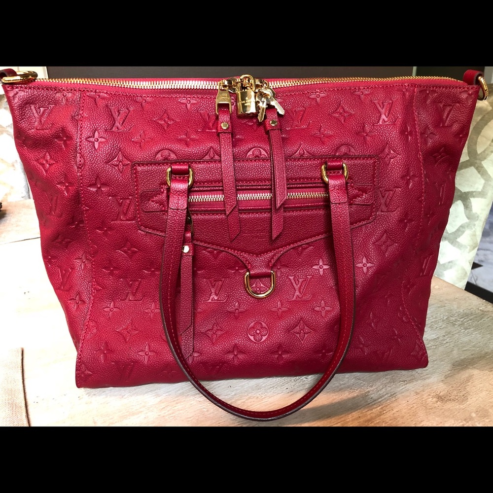 Louis Vuitton Lumineuse PM Fushia
